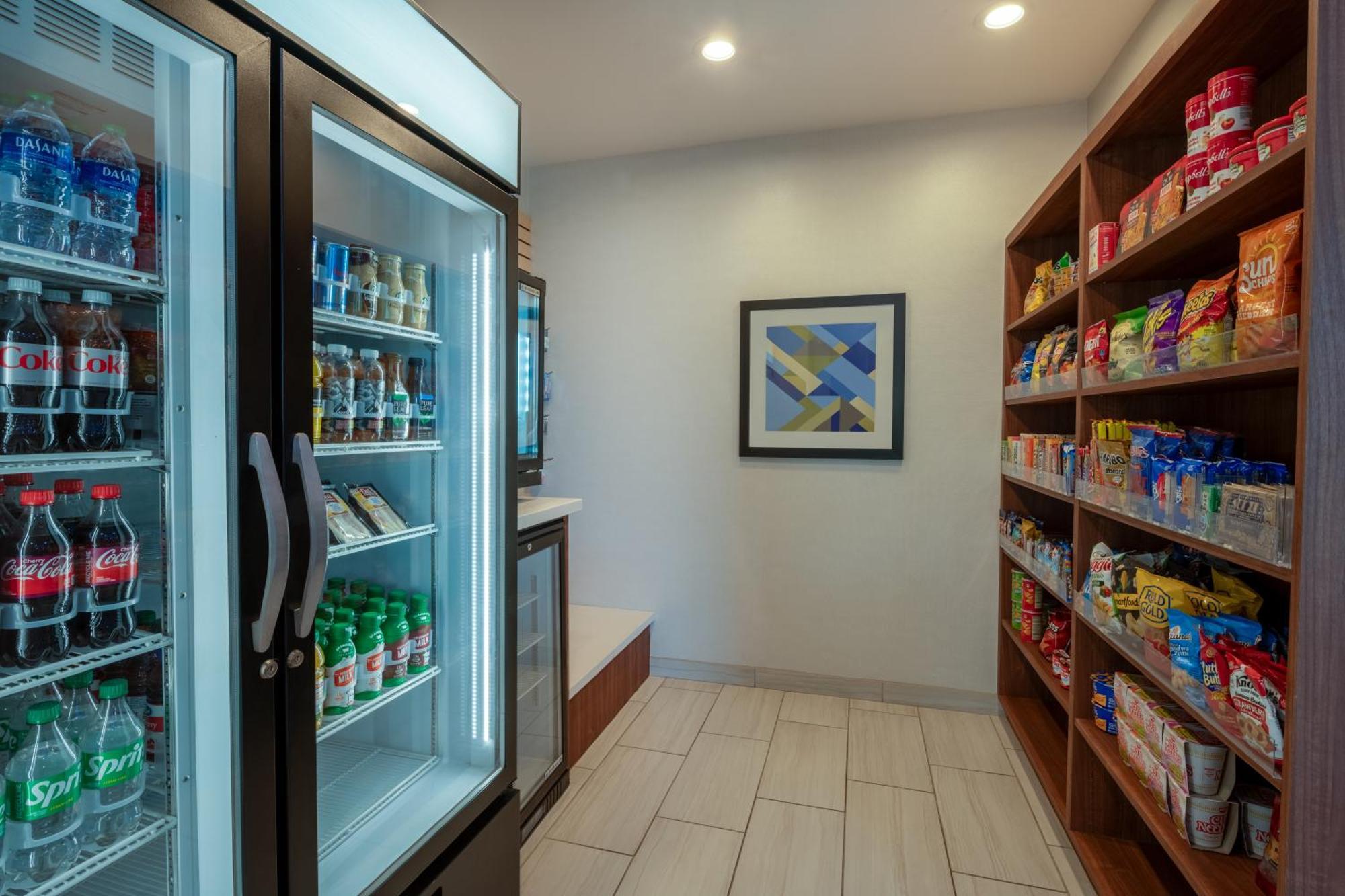 Holiday Inn Express & Suites - Gilbert - Mesa Gateway Airport Екстериор снимка